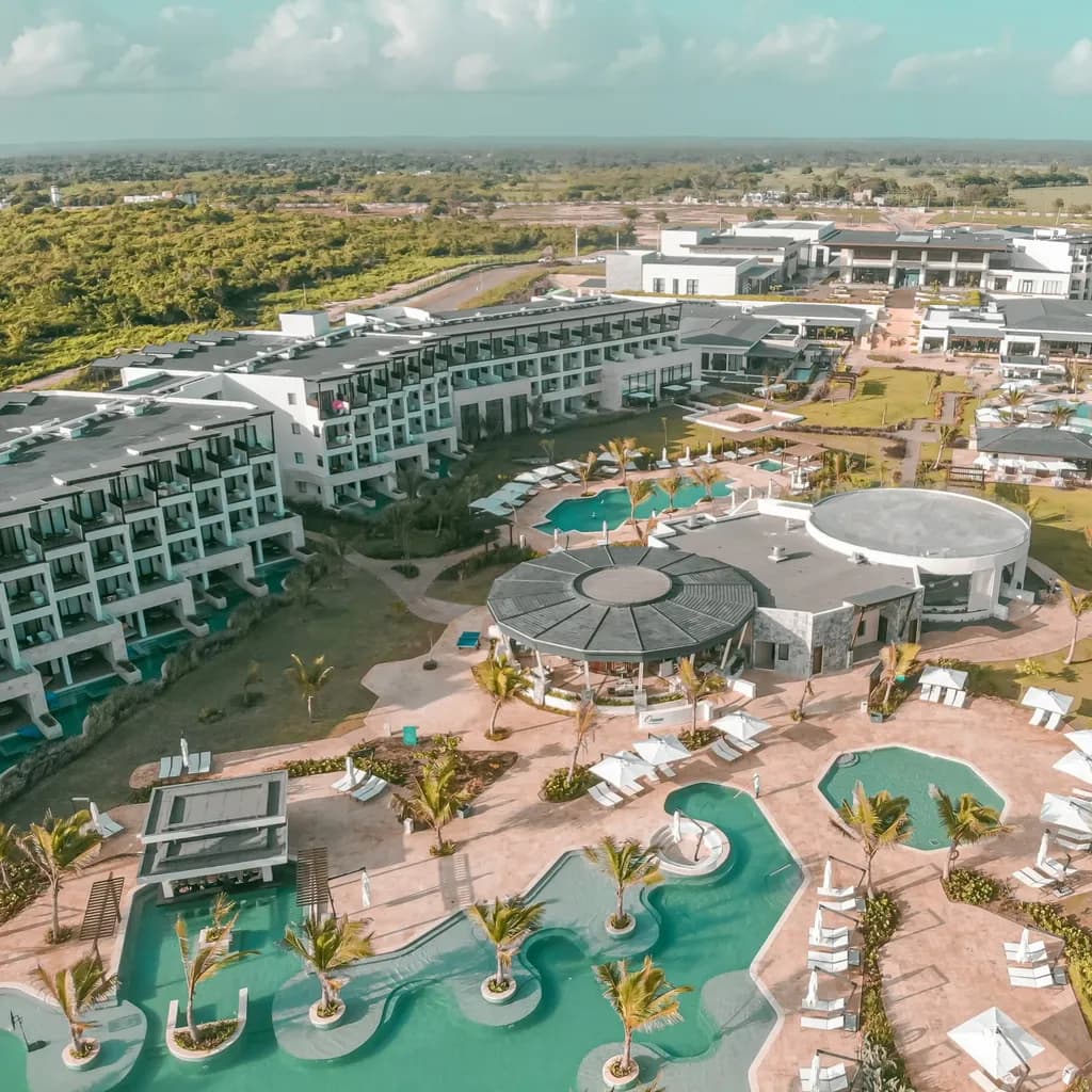 Transfer from Punta Cana Airport to Dreams Macao Resorts