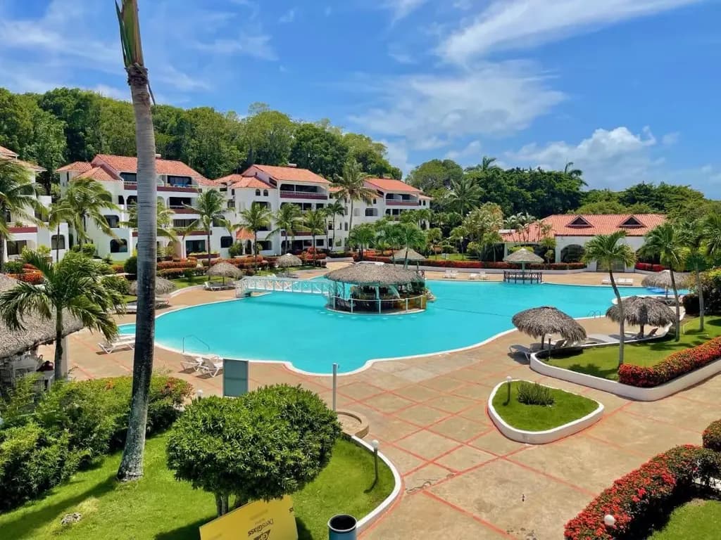 Transfer from Santo Domingo Airport to Cabarete & Sosúa (All Hotels)